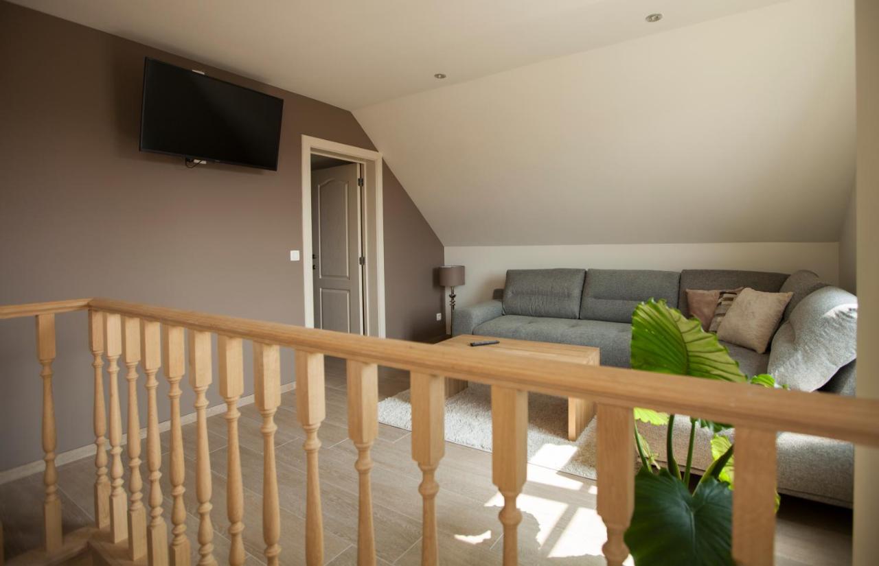 Moderne villa met zwembad en poolhouse Brakel Buitenkant foto
